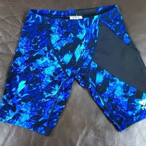 TYR swim trunk skimmies jammers 24 black blue